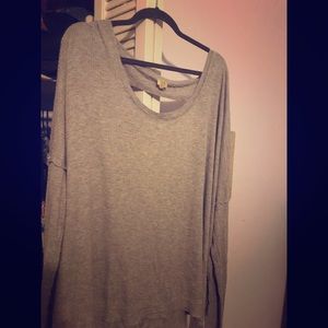 True craft light weight sweater .